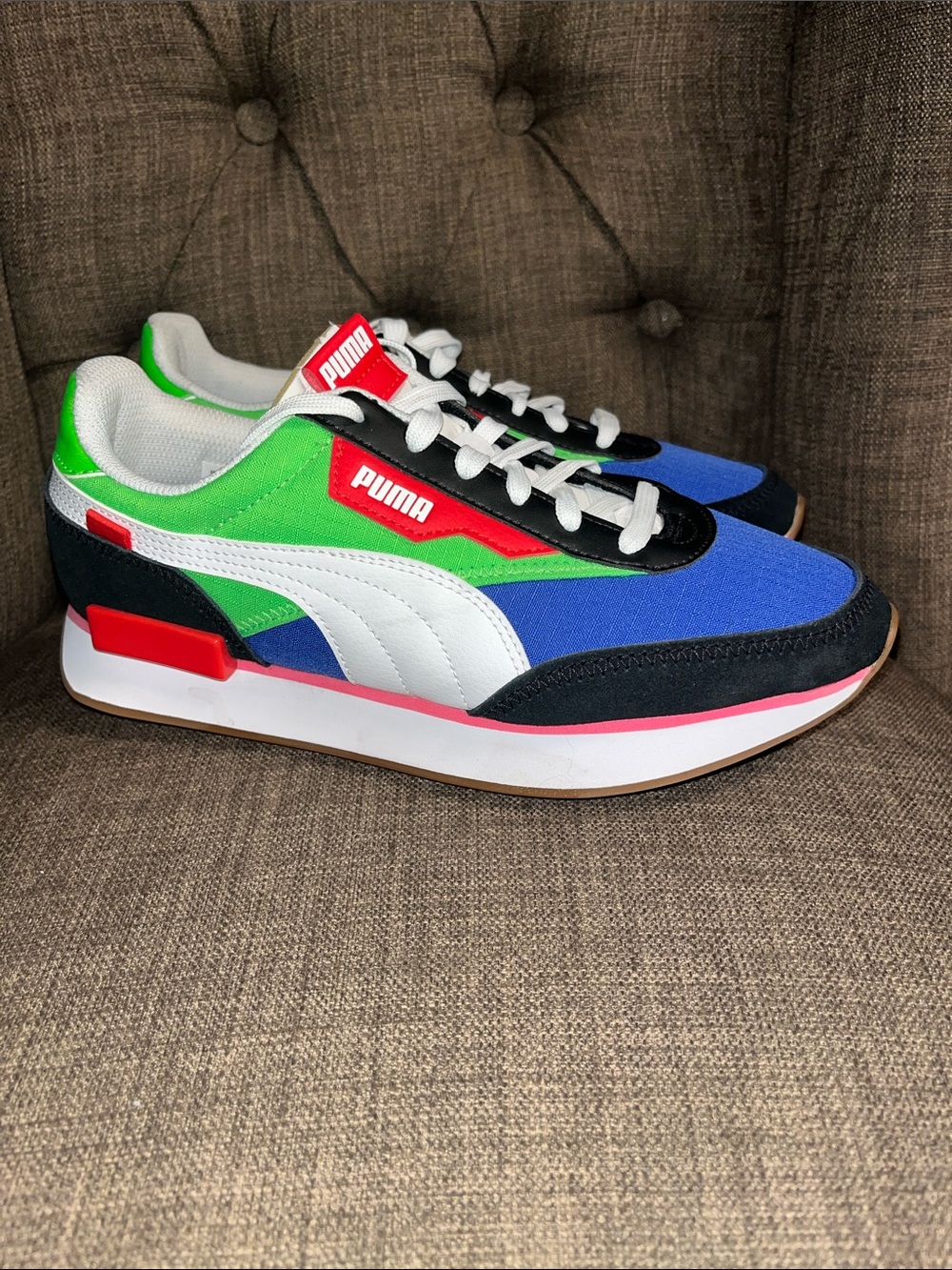Puma Future Rider Play On youth size 6